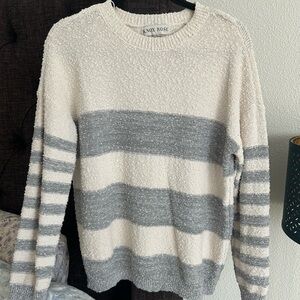 Knox Rose Textured Cream Sweater
